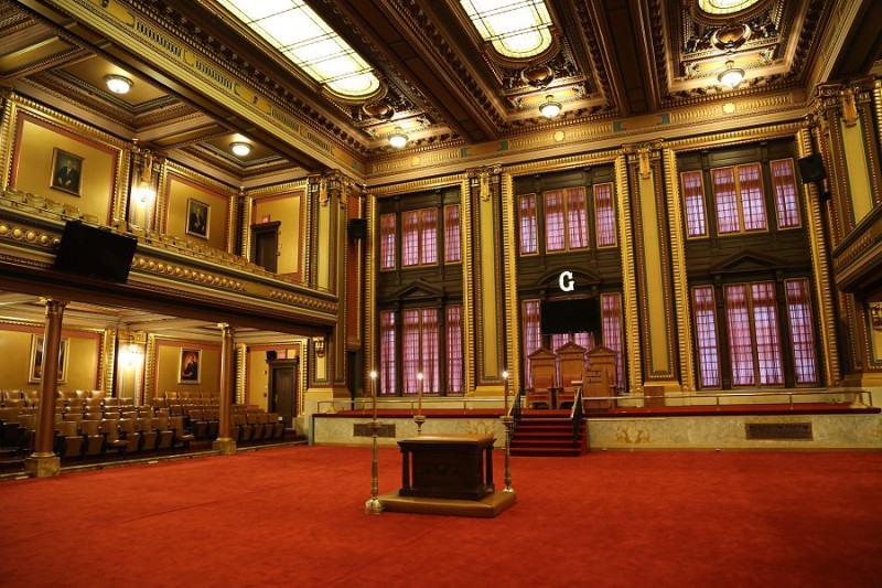 grand-lodge-room-from-the-west
